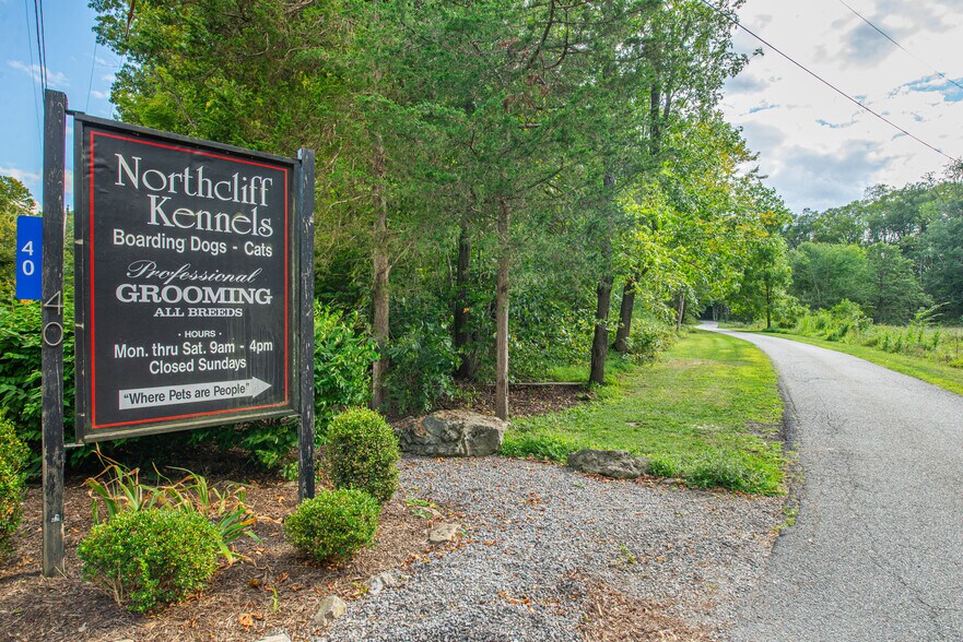 40 Brighton Rd, Andover, NJ à vendre - Photo de l’immeuble – Image 1 sur 45