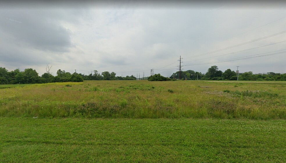 1311 Quaker, Plainfield, IN à vendre - Photo de l’immeuble – Image 2 sur 6