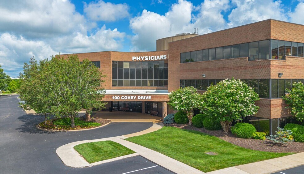 100 Covey Dr, Franklin, TN à louer - Photo de l’immeuble – Image 2 sur 14