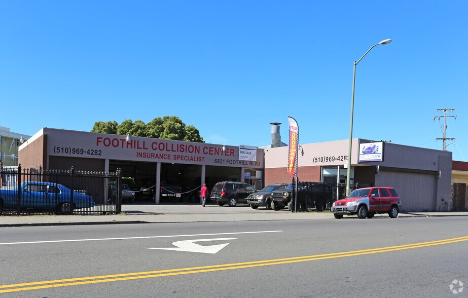 6821 Foothill Blvd, Oakland, CA à vendre - Photo de l’immeuble – Image 1 sur 34