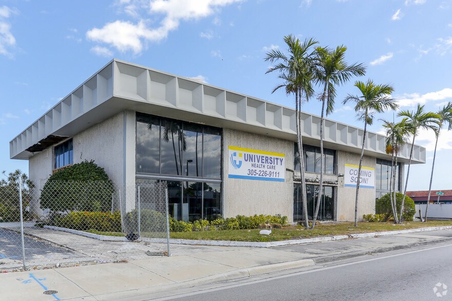 1601 E 4th Ave, Hialeah, FL à louer - Photo principale – Image 1 sur 2