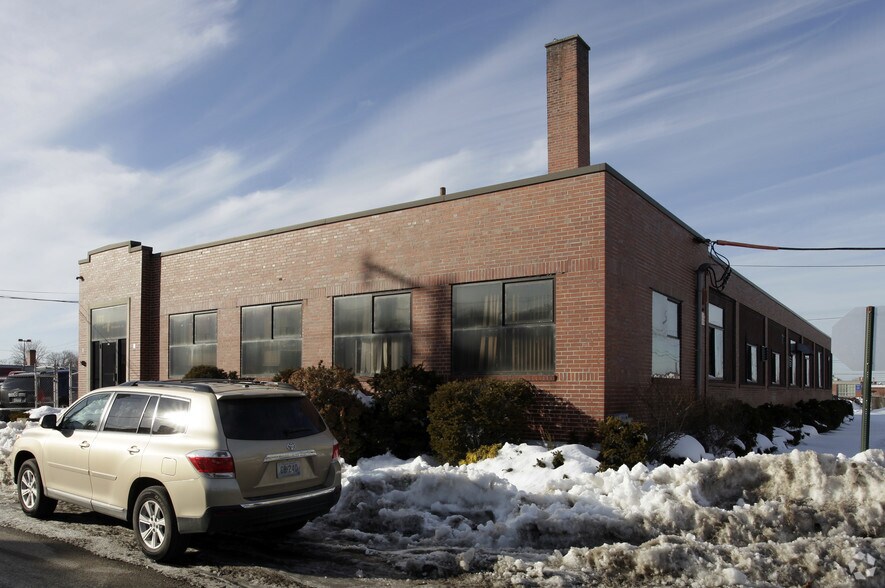 189 Georgia Ave, Providence, RI à louer - Photo de l’immeuble – Image 2 sur 5