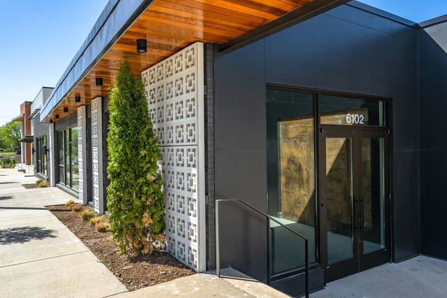 6100 Robertson Ave, Nashville, TN à louer - Photo de l’immeuble – Image 2 sur 26