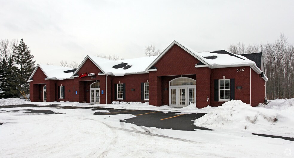 5007 Transit Rd, Depew, NY à louer - Photo principale – Image 1 sur 13