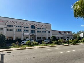 816 Manatee Ave E, Bradenton, FL à louer Photo intérieure– Image 1 sur 15