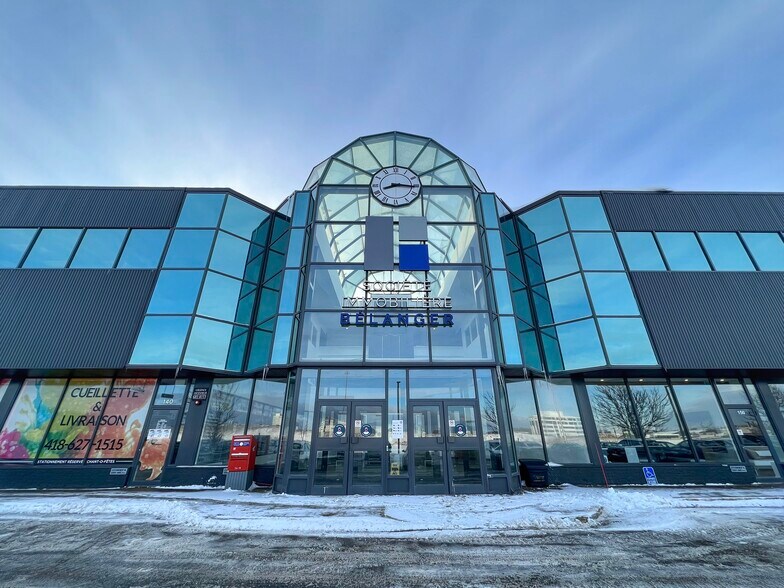 325 Rue Du Marais, Québec, QC à louer - Photo de l’immeuble – Image 2 sur 8