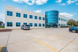 Plus de détails pour 4135 NW Urbandale Dr, Urbandale, IA - Bureau à vendre