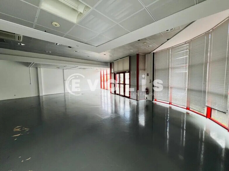 80-84 Rue De La Libération, Pontault-Combault à louer - Photo de l’immeuble – Image 3 sur 16