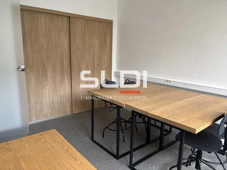 Bureau dans Lyon à louer - Photo de l’immeuble – Image 2 sur 7