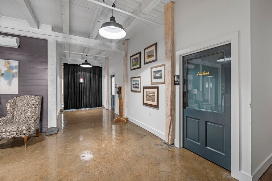 600 S Broad St, Monroe, GA à louer - Photo de l’immeuble – Image 3 sur 36