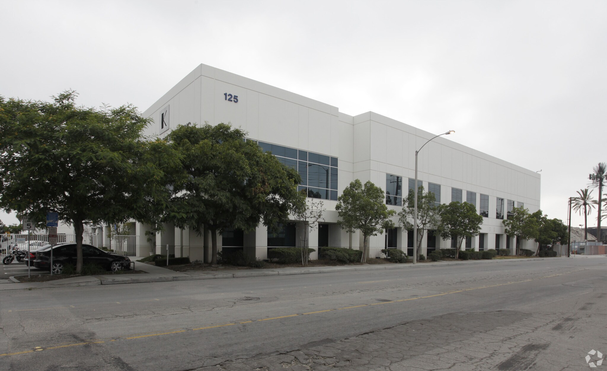 125 E Commercial St, Anaheim, CA à vendre Photo principale– Image 1 sur 3