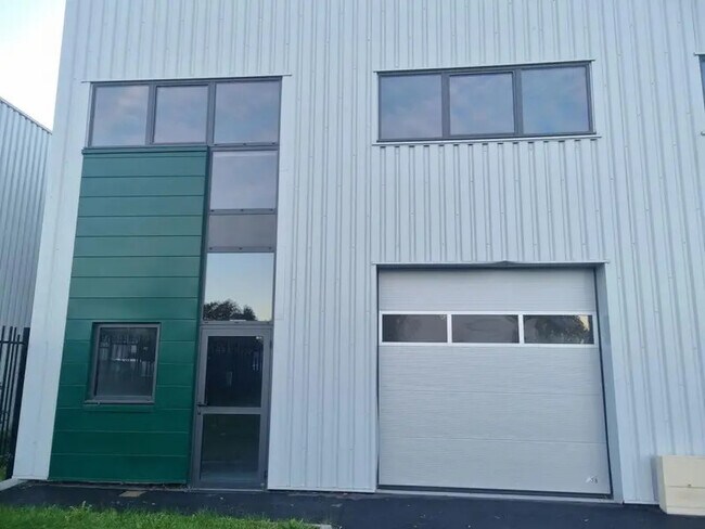 Plus de détails pour Industriel/Logistique à vendre