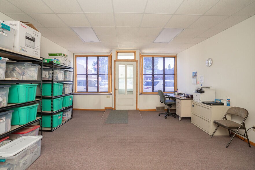 28 Main St W, Richmond, MN à vendre - Photo intérieure – Image 2 sur 11