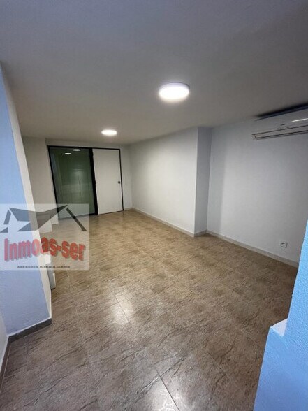 Immeuble residentiel dans Barcelone, Barcelona à vendre - Photo intérieure – Image 2 sur 6