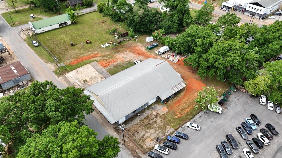 137 London St, Lucedale, MS à vendre - Photo de l’immeuble – Image 2 sur 30