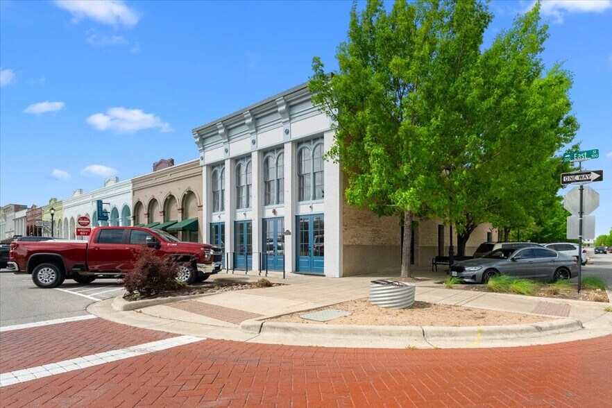 117 East St, Hutto, TX à vendre - Photo de l’immeuble – Image 3 sur 45