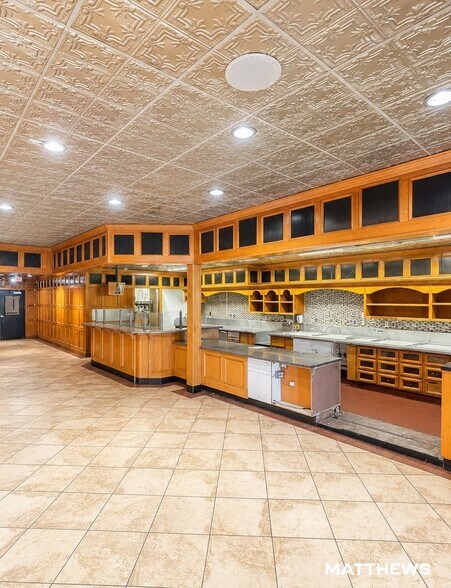 1617 S Pacific Coast Hwy, Redondo Beach, CA à louer - Photo de l’immeuble – Image 3 sur 4