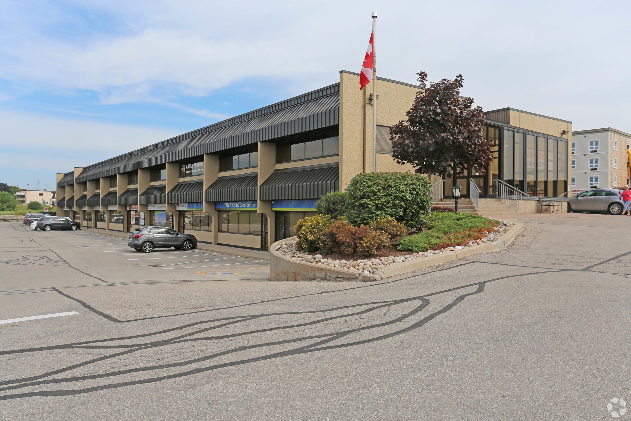 12295 Hwy 50, Caledon, ON à louer Photo principale– Image 1 sur 5
