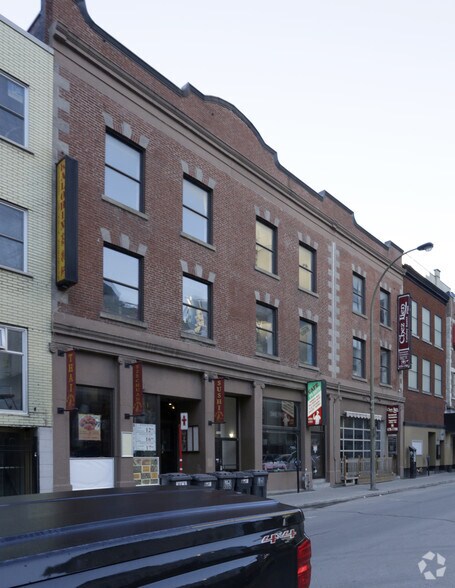 1240-1246 Rue Stanley, Montréal, QC à louer - Photo de l’immeuble – Image 3 sur 4