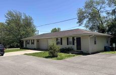 811 N Bruns Ln, Springfield, IL à vendre - Photo principale – Image 1 sur 1