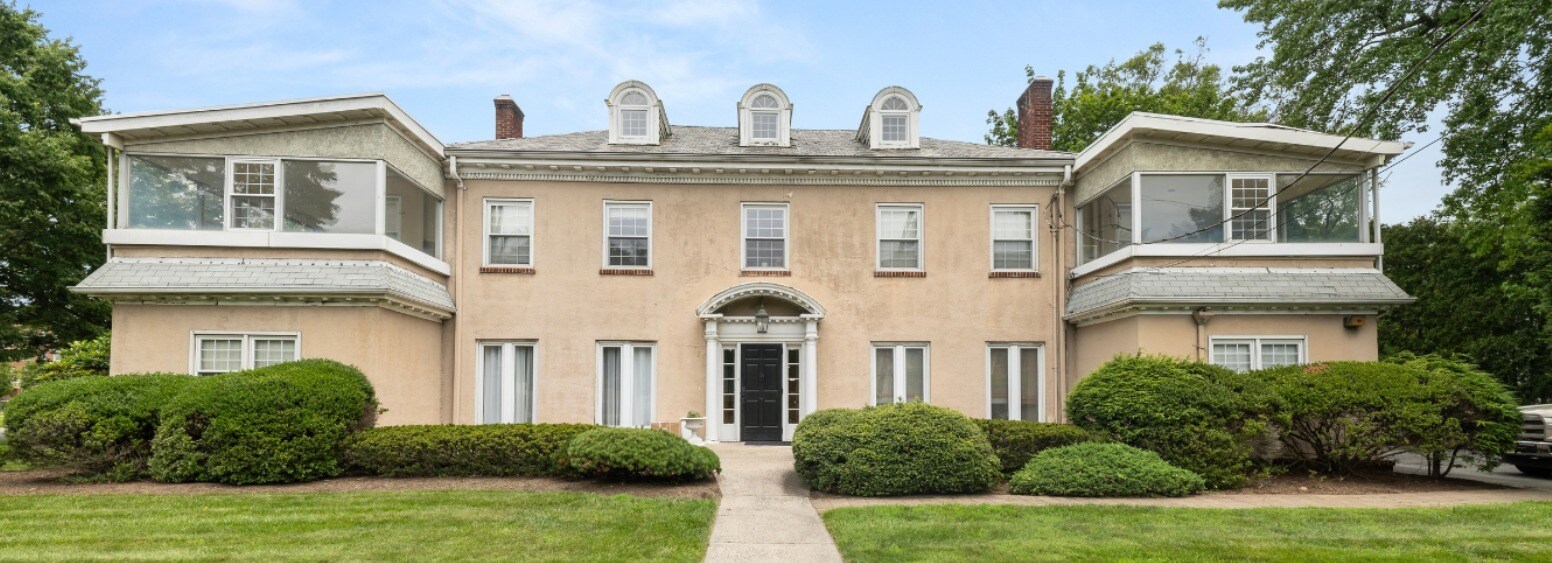 61 Glenwood Rd, Englewood, NJ à vendre Photo de l’immeuble– Image 1 sur 13