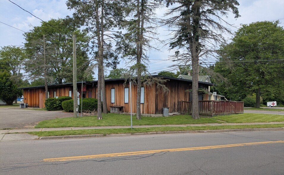 219 1/2 Tompkins St, Cortland, NY à vendre - Photo de l’immeuble – Image 3 sur 26