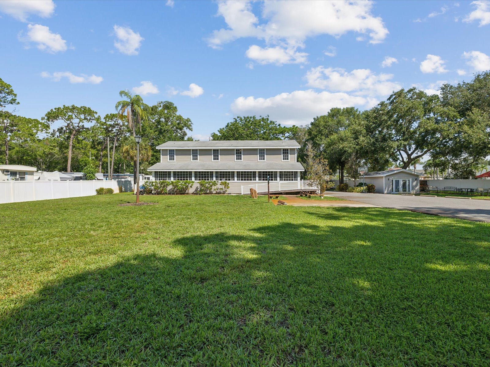 1055 Philippe Pky, Safety Harbor, FL à vendre Photo principale– Image 1 sur 55