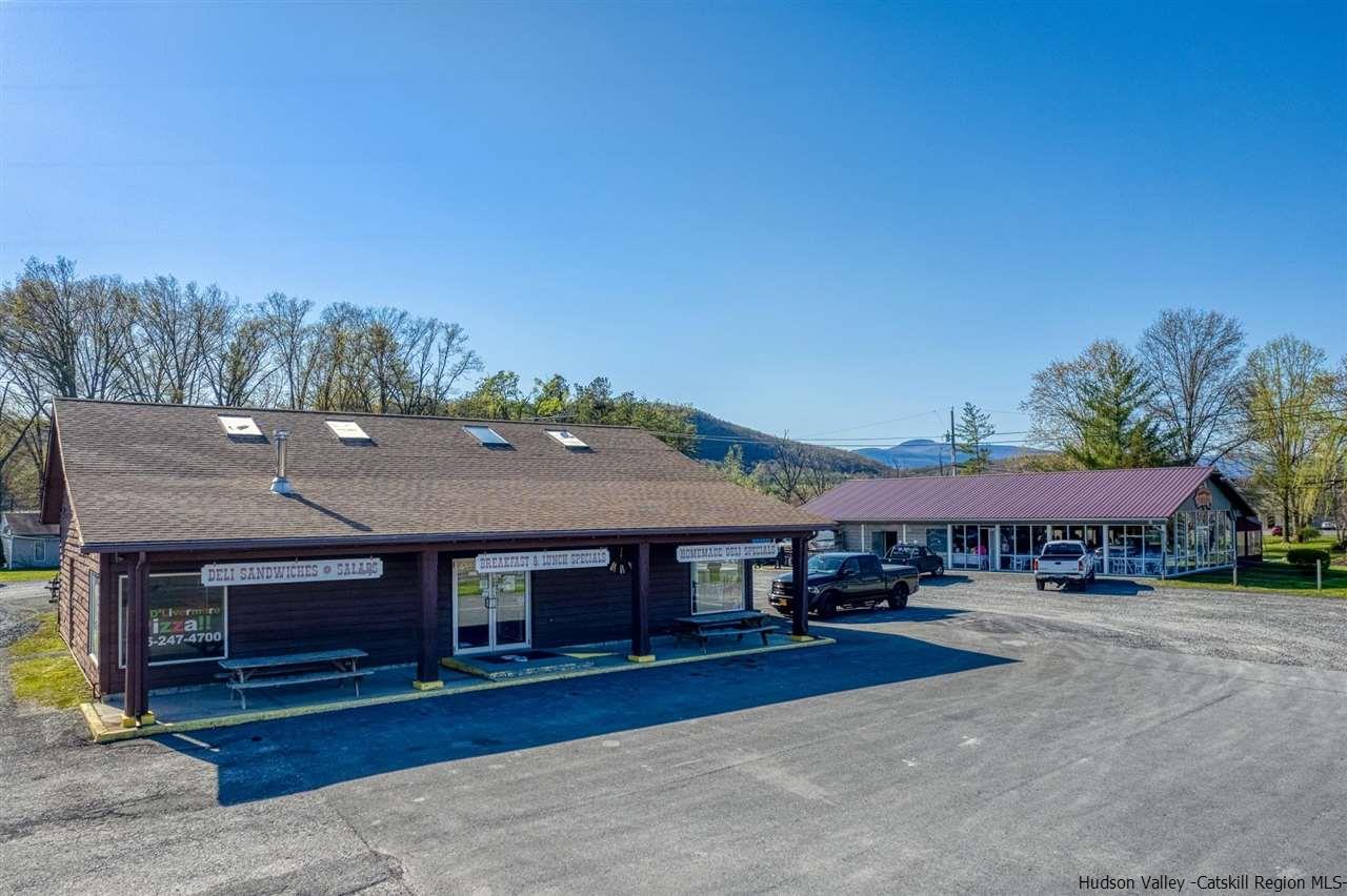 963 Kings Hwy, Saugerties, NY à vendre Photo principale– Image 1 sur 35