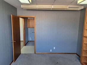 411 W 5th St, McCook, NE à louer Photo intérieure– Image 2 sur 27