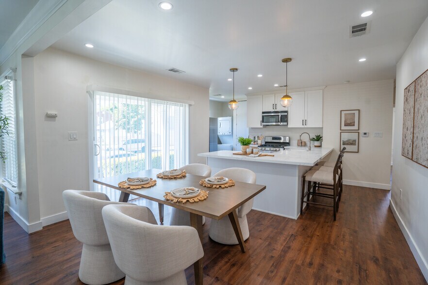 4279 Walton Ave, Los Angeles, CA à vendre - Photo de l’immeuble – Image 3 sur 18