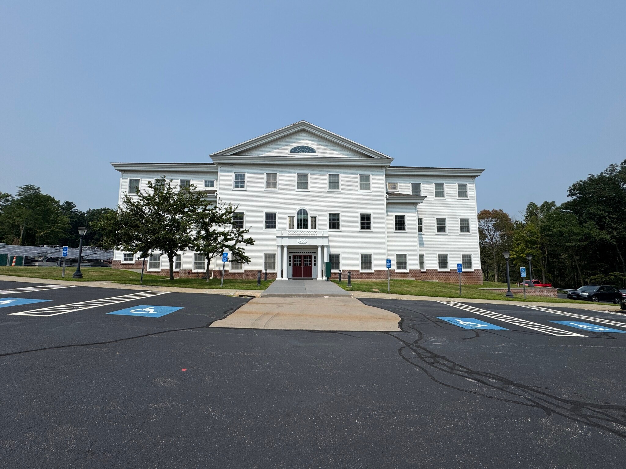 255 Route 80, Killingworth, CT à louer Photo de l’immeuble– Image 1 sur 26