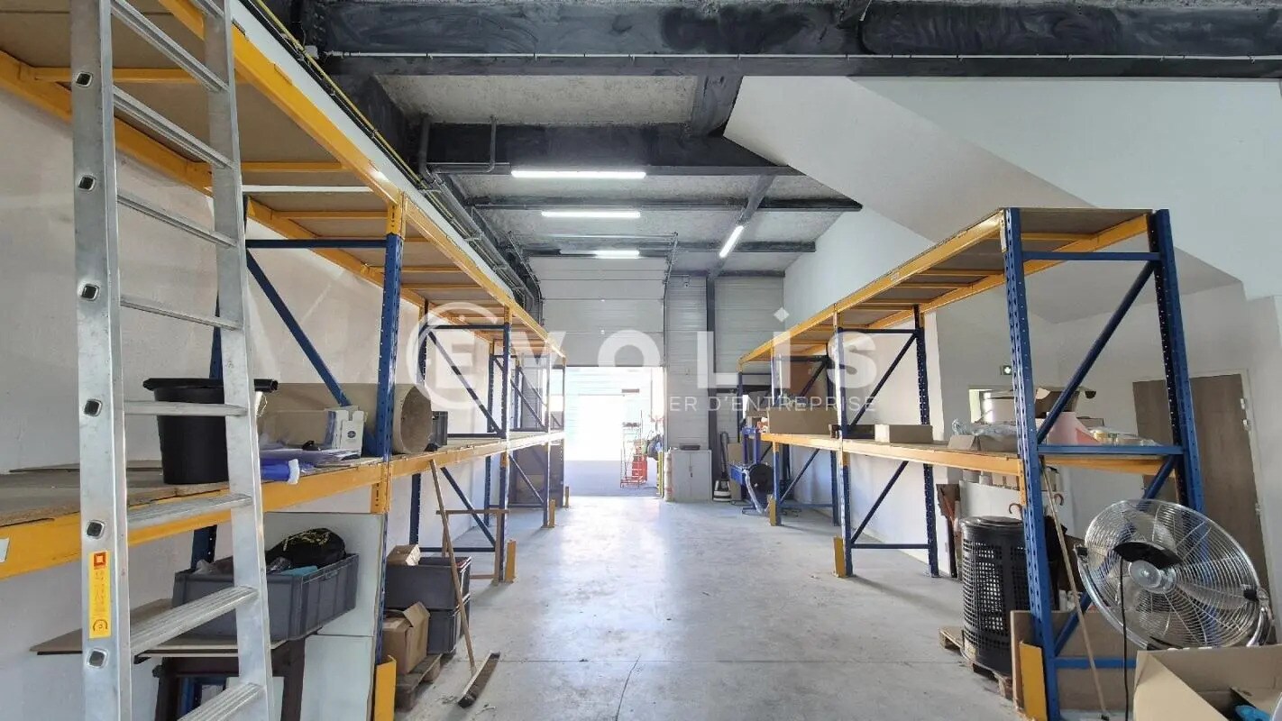 Local d’activités dans Chanteloup-en-Brie à louer Photo intérieure– Image 1 sur 14