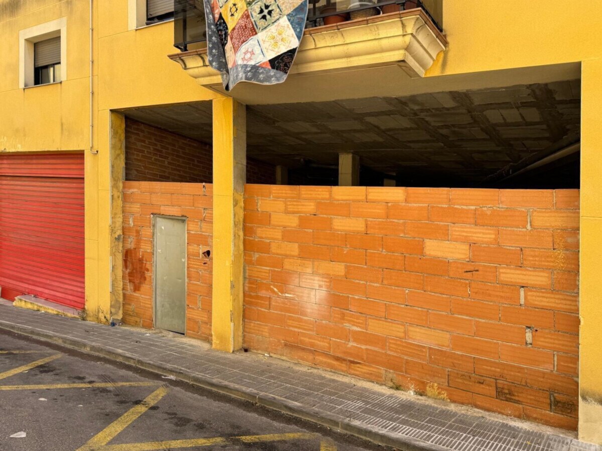 Creixell, TAR 43839 - Lot - -  - Photo intérieure - Image 1 of 5