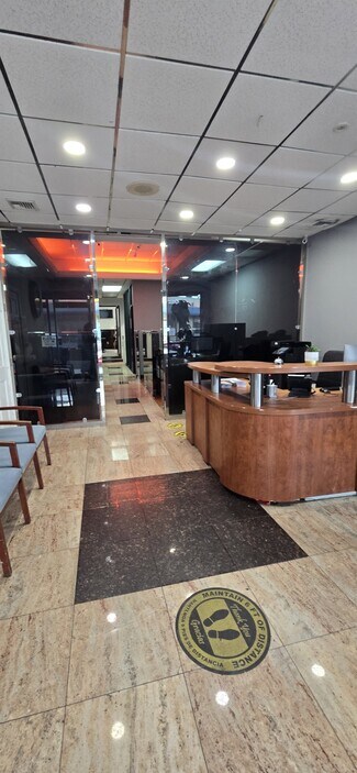 Plus de détails pour 9215 Roosevelt Ave, Jackson Heights, NY - Bureau/Médical à louer