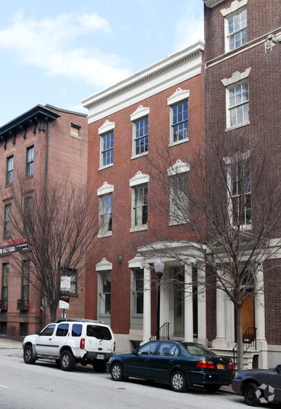 10 W Madison St, Baltimore, MD à vendre - Photo de l’immeuble – Image 2 sur 2