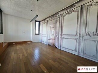 Plus de détails pour Bureau à vendre