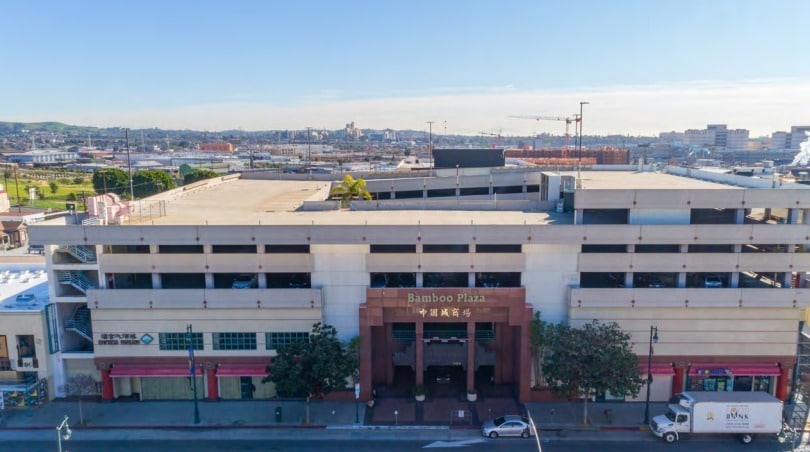 988 N Hill St, Los Angeles, CA à louer - Photo de l’immeuble – Image 3 sur 3