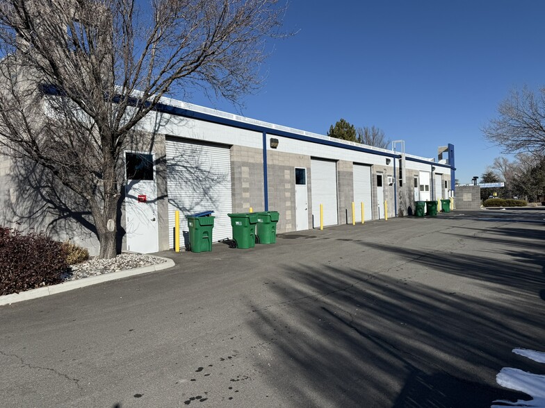 890 E Patriot Blvd, Reno, NV à vendre - Photo de l’immeuble – Image 3 sur 16