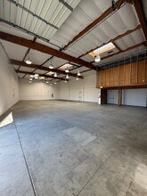 1054 Shary Cir, Concord, CA à louer Photo intérieure– Image 2 sur 6