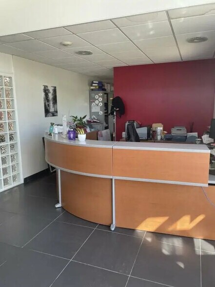Bureau dans Brest à louer - Photo de l’immeuble – Image 2 sur 3