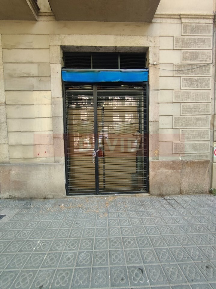 Local commercial dans Barcelone, Barcelona à louer Photo principale– Image 1 sur 5