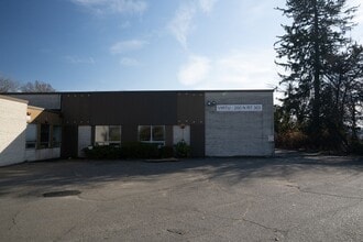 200 N Route 303, West Nyack, NY à louer Photo de l’immeuble– Image 1 sur 9