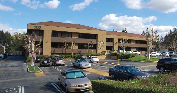 500 S Anaheim Hills Rd, Anaheim, CA à louer - Photo principale – Image 1 sur 7