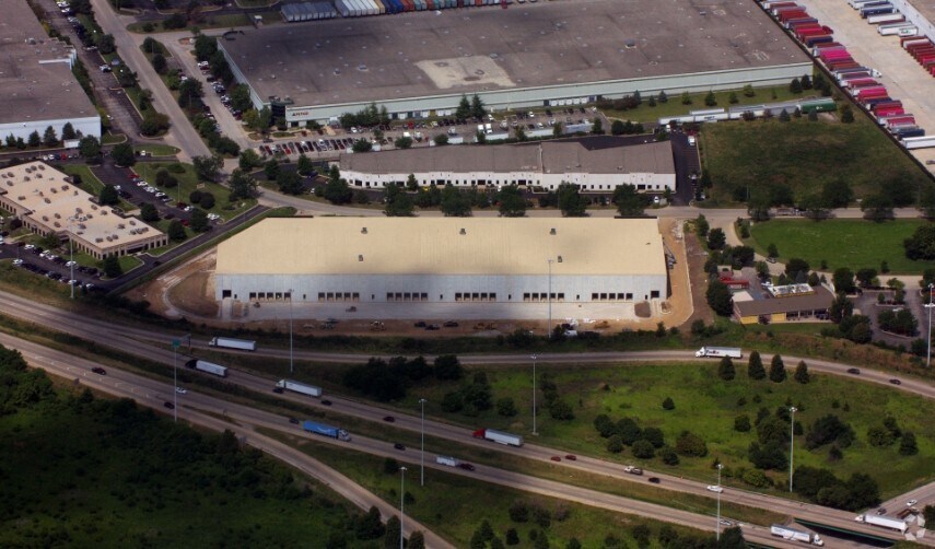 1600 Rock Creek Blvd, Joliet, IL à louer - Photo de l’immeuble – Image 3 sur 6