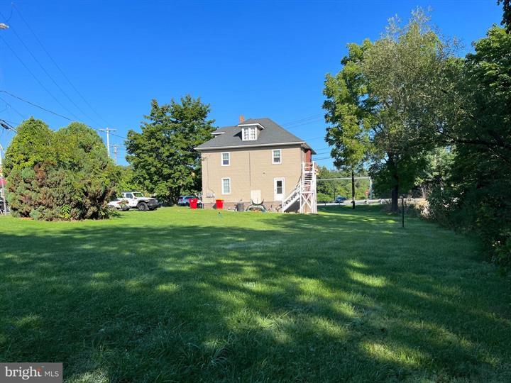 100 Walnut Bottom Rd, Shippensburg, PA à vendre - Photo de l’immeuble – Image 3 sur 8