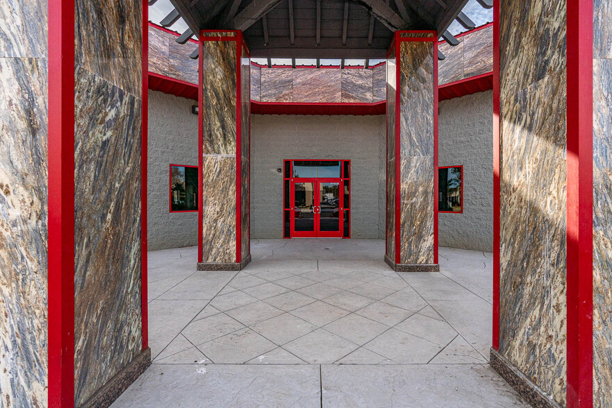 356 E Avenue K6 Ave, Lancaster, CA à louer - Photo de l’immeuble – Image 3 sur 13