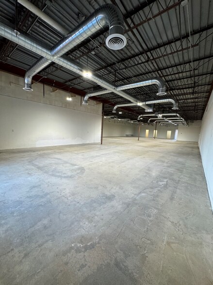 9505 Viscount Blvd, El Paso, TX à louer - Photo de l’immeuble – Image 2 sur 10