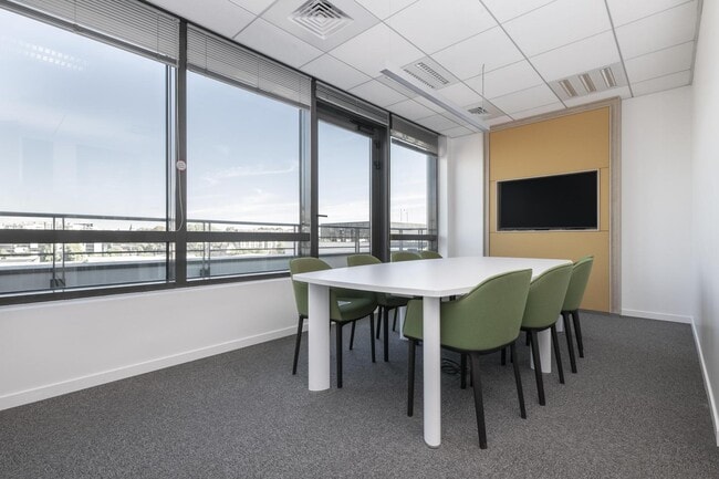 Plus de détails pour 5 Rue Charles De Gaulle, Alfortville - Bureau à louer