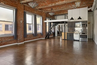 Plus de détails pour 215 W 7th St, Los Angeles, CA - Logement à vendre