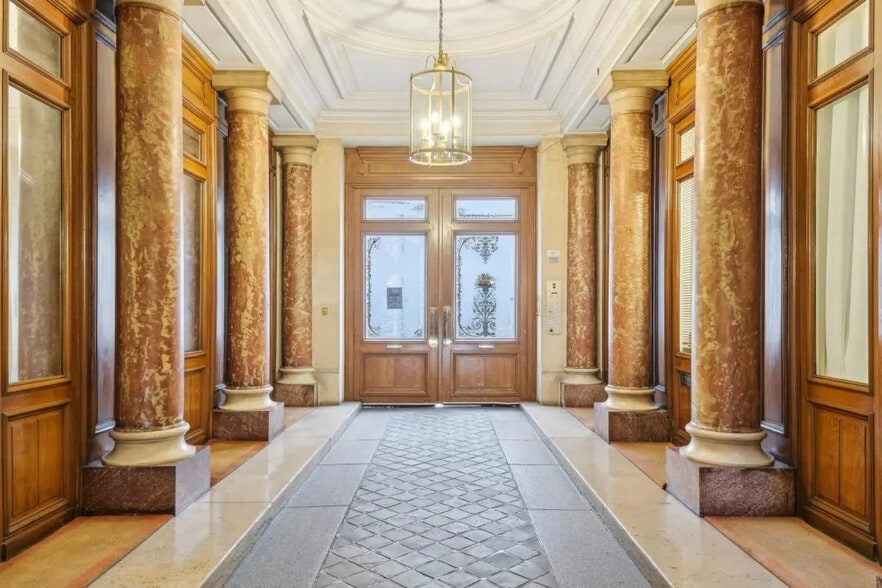 10 Avenue De L'Opera, Paris à vendre - Hall d’entrée – Image 3 sur 12